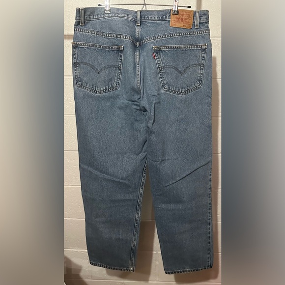 Levis Men’s Jeans, Size: 40x30 - Picture 2 of 4